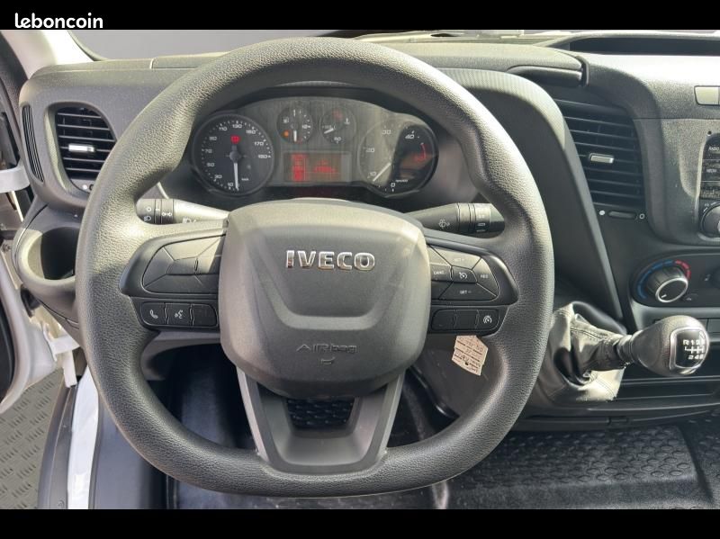 Iveco Daily CCb 35C16 / 3.0 160CH / CAISSE PLSC + HAYON / 2023 (image 9)