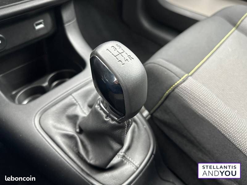 Citroën C3 ENTREPRISE SOCIETE PURETECH 83 S&S BVM FEEL NAV (image 26)