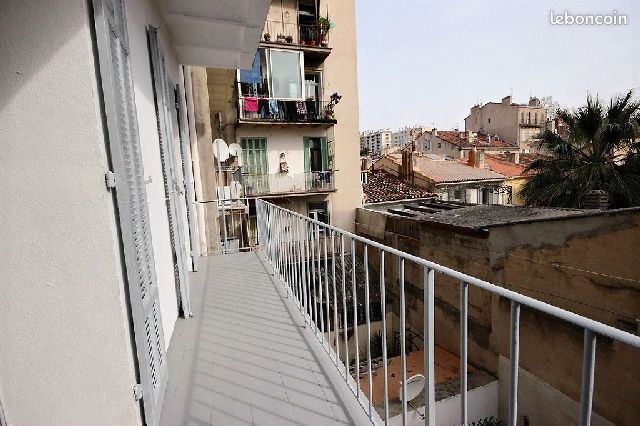 Appartement 3 pièces 60 m² · à Marseille · 60 m² · 765 €