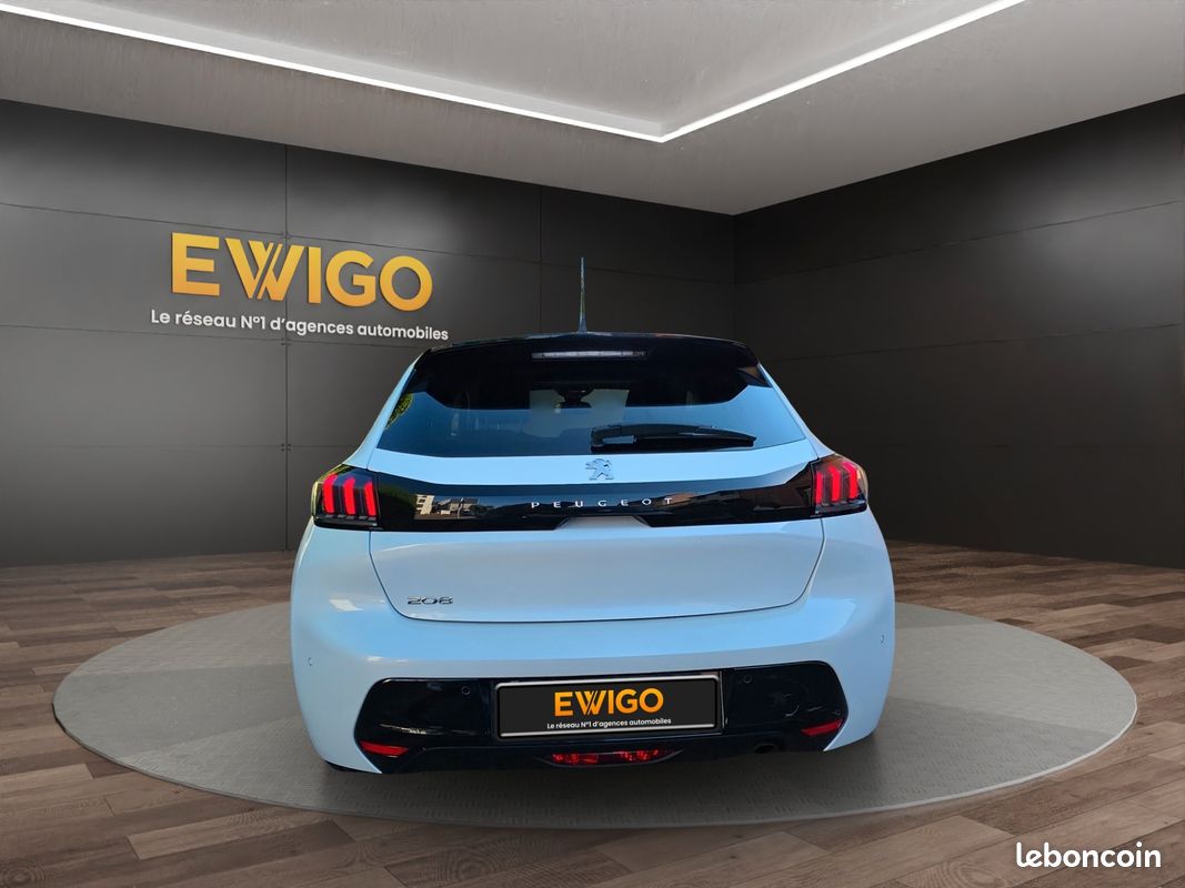 PEUGEOT 208 II 1.2 100 ch ALLURE - 1ER MAIN - COURROIE OK - ENTRETIEN CONSTRUCTEUR - GARANTIE 12 MOIS (image 10)