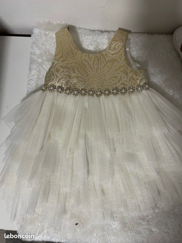 Robes cérémonie bébé fille 12 mois (image 1)