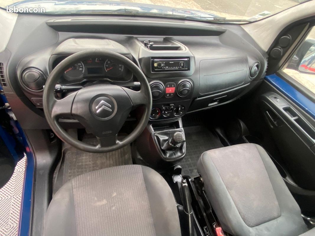 Citroen Nemo 1.3 HDi 75 ch révisé et garantie facilité de paiement 3x4x (image 5)