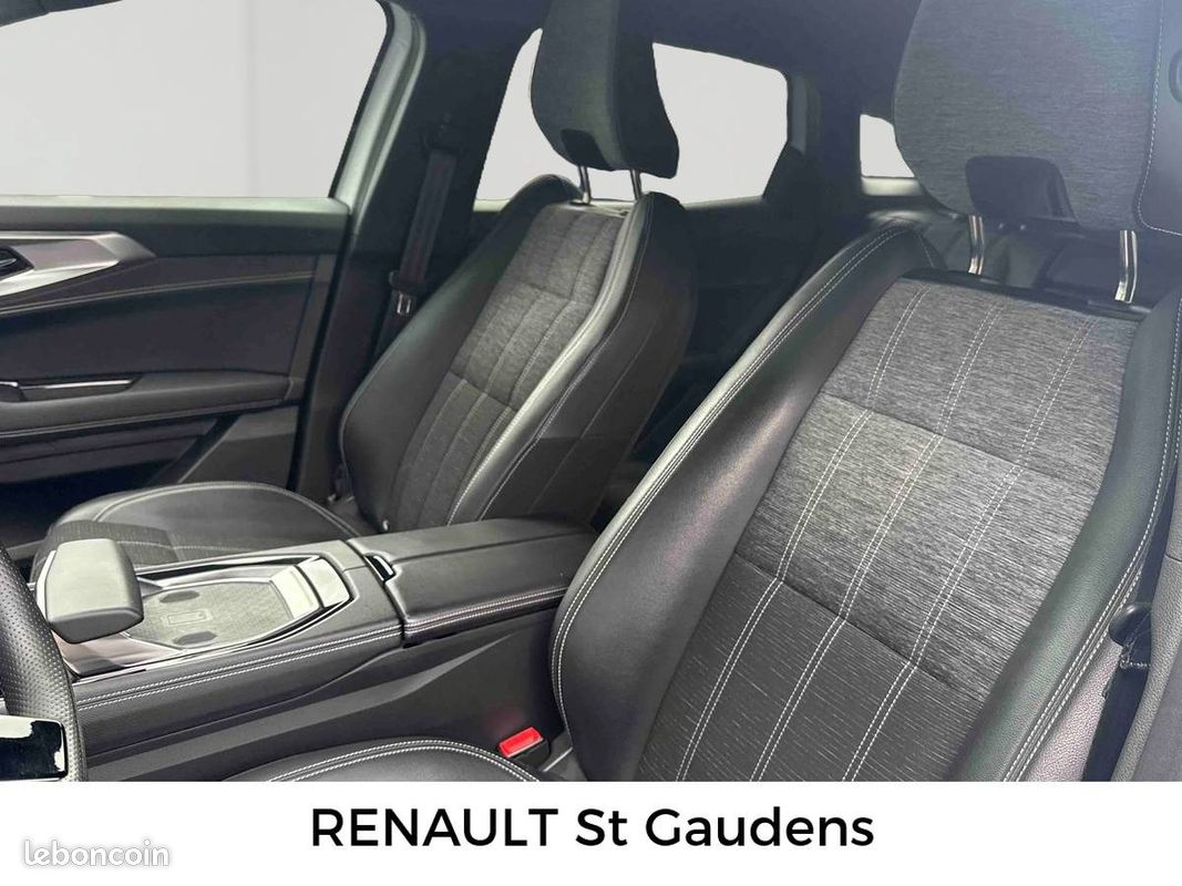 RENAULT Austral E-Tech hybrid 200 Techno (image 12)