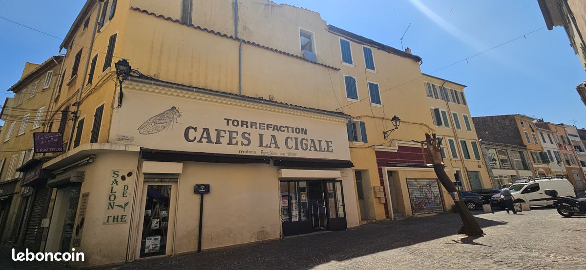Appartement 12 pièces 226 m² · à La Seyne-sur-Mer · 226 m² · 204 000 €