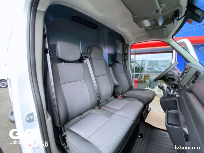 Renault Master Camion Frigorifique 7.1m³ (FRAX) 3T5 L2H2 2.3 Blue dCi 135 ch (Diesel) - Confort - Utilitaire frigo occasion reconditionné by Gruau ❄️ à partir de 902/mois (image 12)
