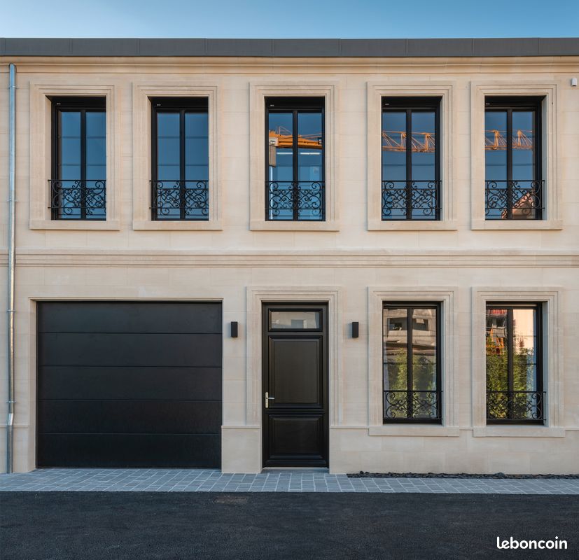 Maison 7 pièces 210 m² · à Le Bouscat · 210 m² · 3 500 €/mois
