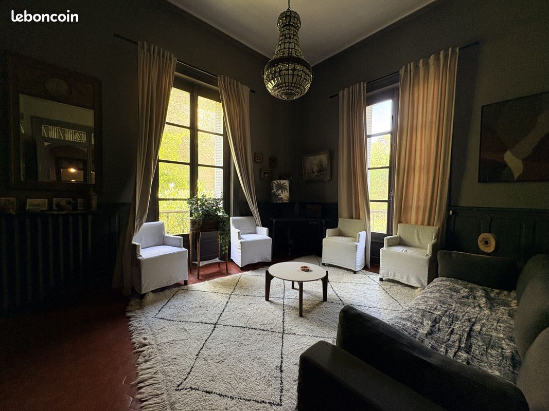 Château 8 pièces 300 m² (image 8)