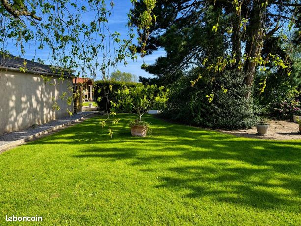 Terrain 4 833 m² Moncheaux