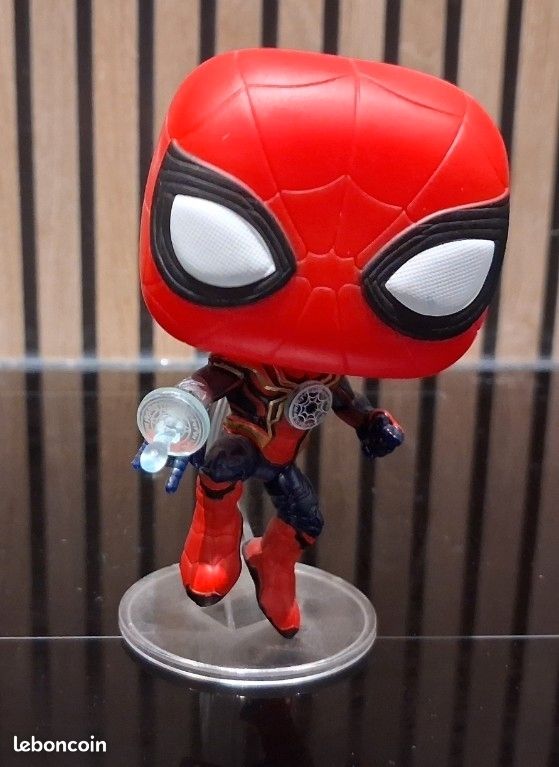 Figurine Pop Spiderman No Way Home (image 1)