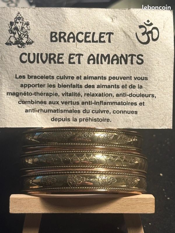 Bague Magnétique En Cuivre Avec Aimants - Motif Dauphins, Marque Pat, Neuf