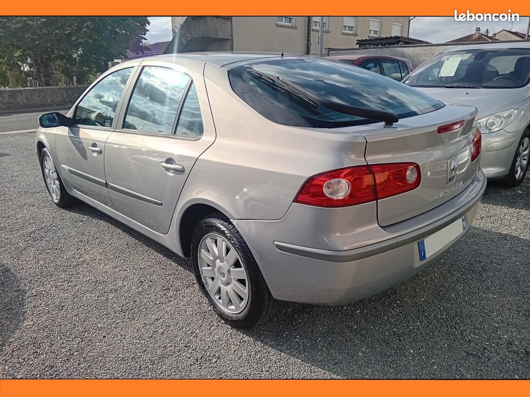 Renault Laguna 2 restylée 1.9 DCi 110cv Confort Expression 99 000 Kms (image 4)