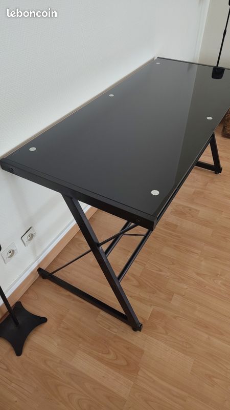 Bureau noir en verre (image 4)