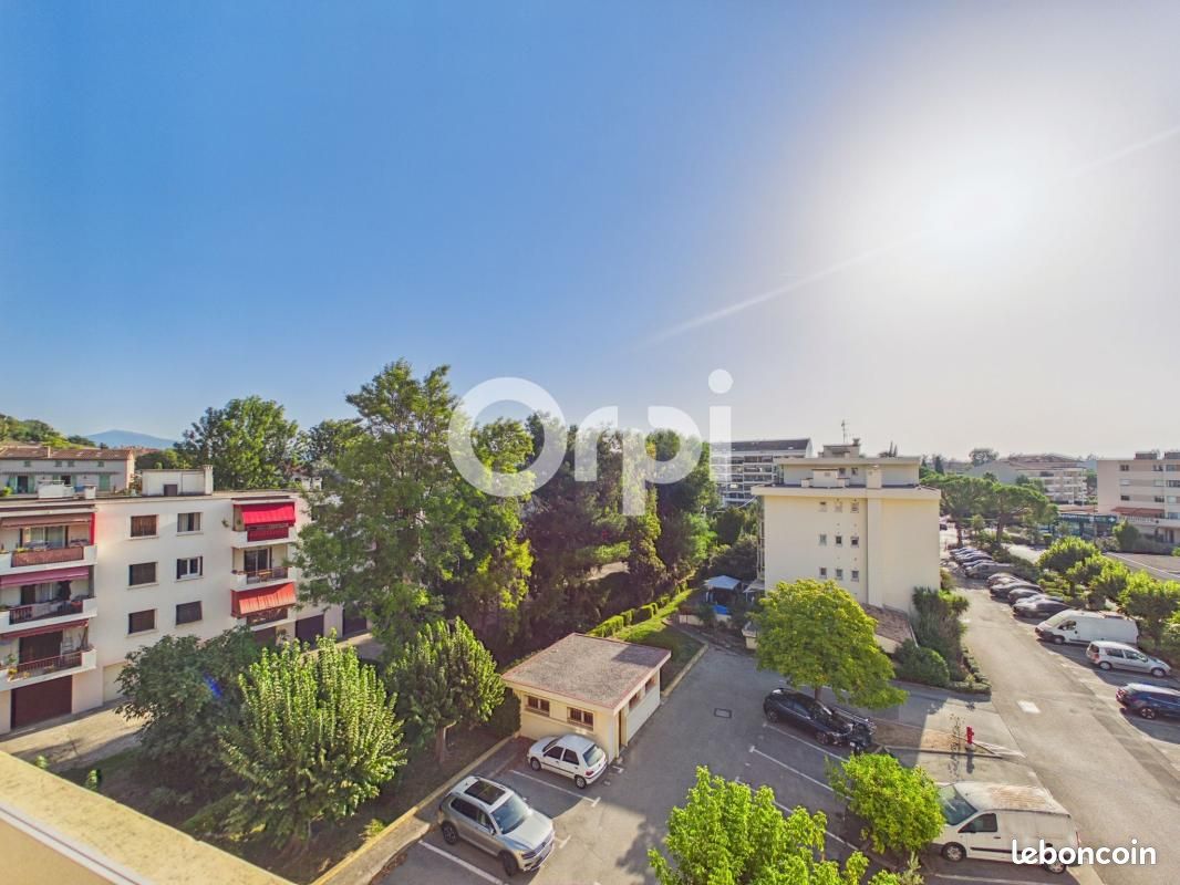 Appartement 1 pièce 32 m² · à Mandelieu-la-Napoule · 32 m² · 895 €/mois