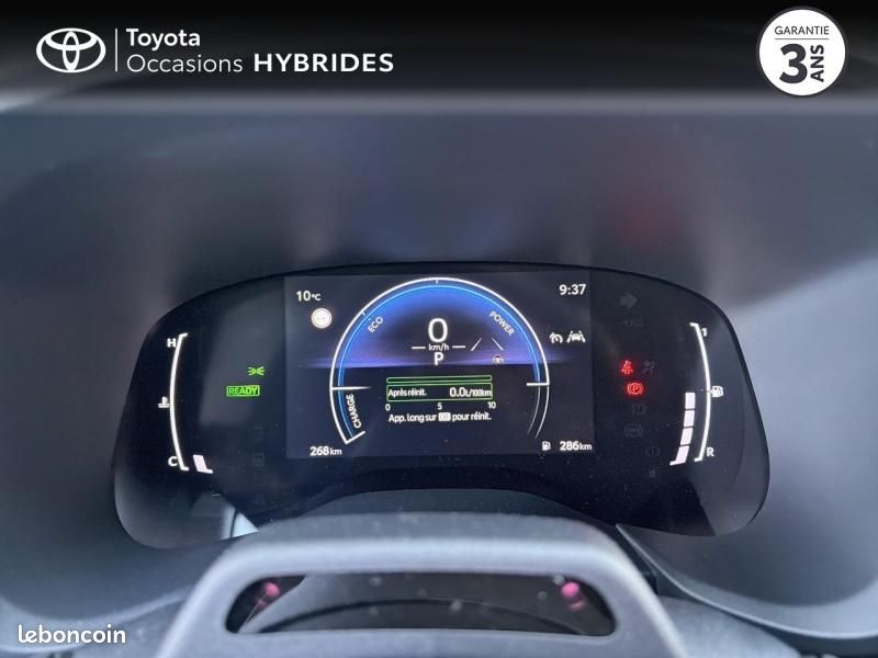 Toyota Aygo X 116h Graphic (image 14)