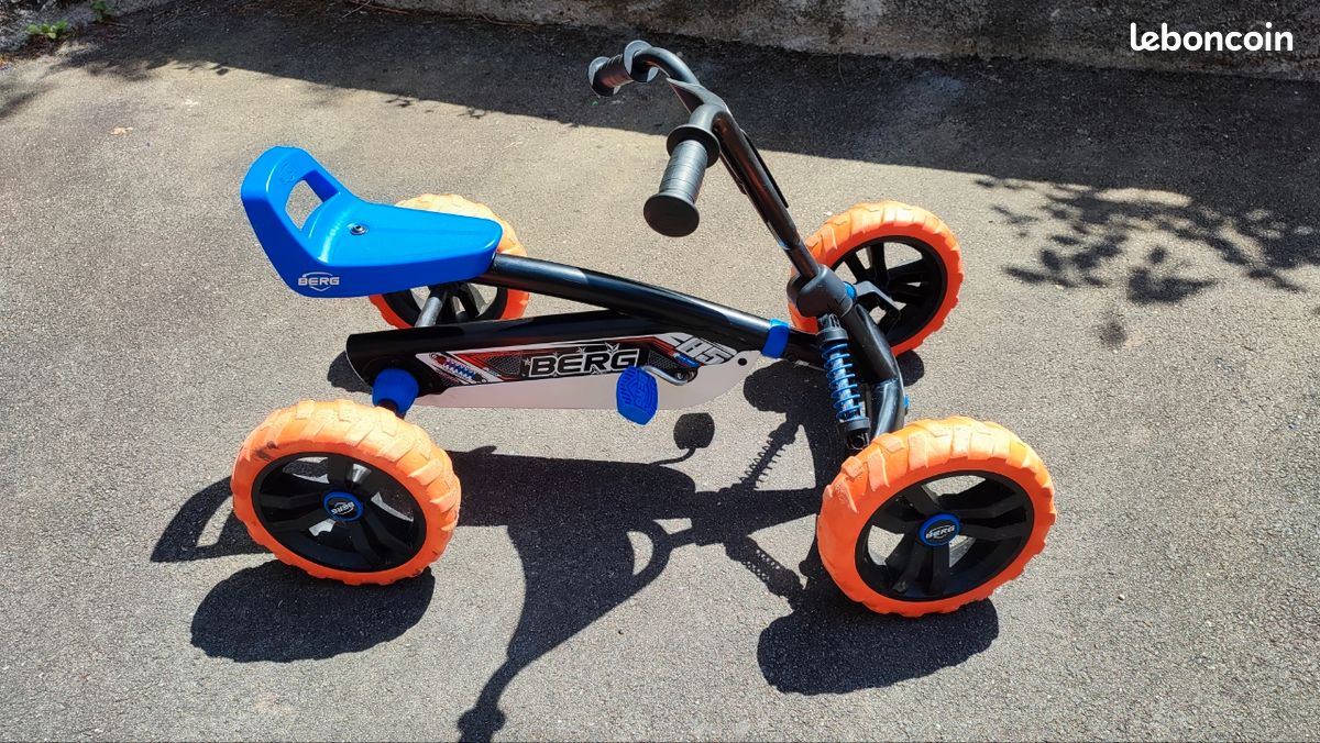 BERG Buzzy Nitro - Kart à Pédales Pour Enfants 2-5 Ans | Go-Kart Stable Avec Siège Et Volant Réglables, Pneus EVA Silencieux