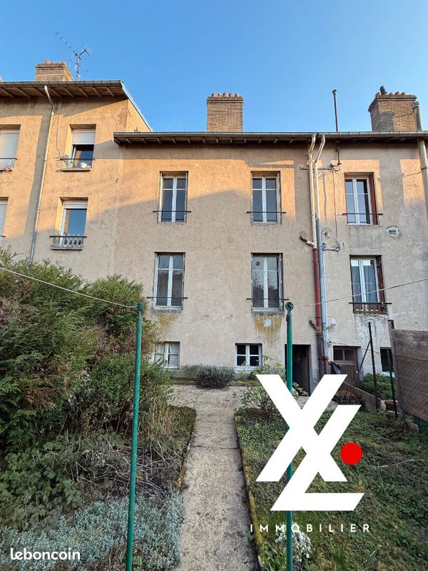 Local commercial 7 pièces 145 m²