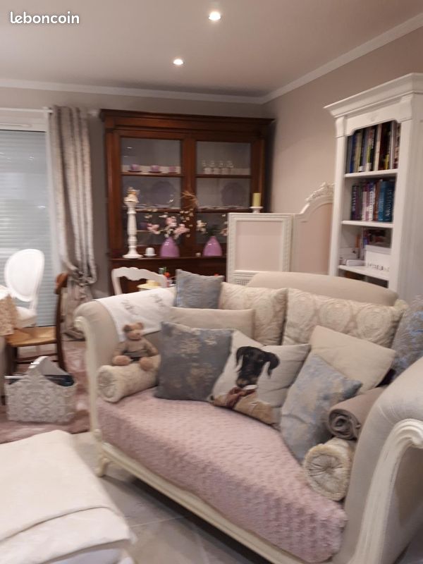 Maison 6 pièces 125 m² · à Vélines · 125 m² · 320 000 €