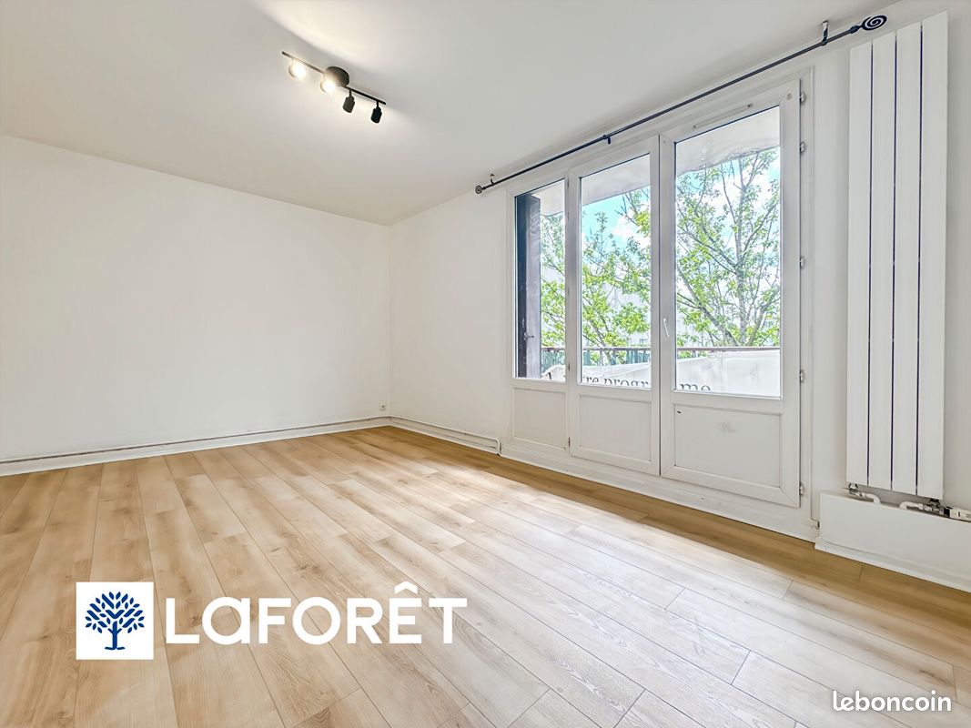 Appartement 3 pièces 55 m² · à Sainte-Geneviève-des-Bois · 55 m² · 125 560 €