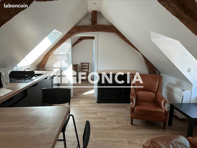 Appartement 2 pièces 14 m² · à Orléans · 14 m² · 580 €