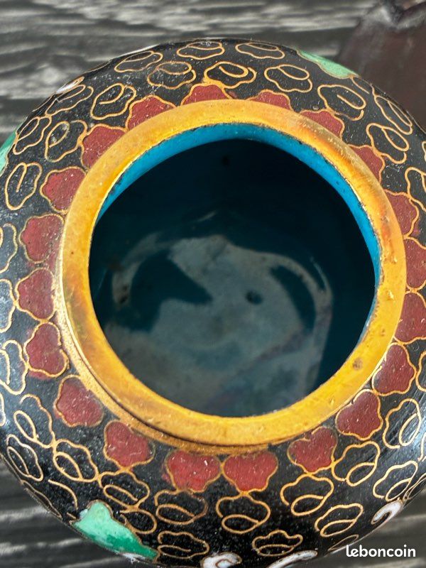 Un petit pot en émail cloisonné Chinois artisanat traditionnel vintage au milieu du XXe siècle décoration (image 6)