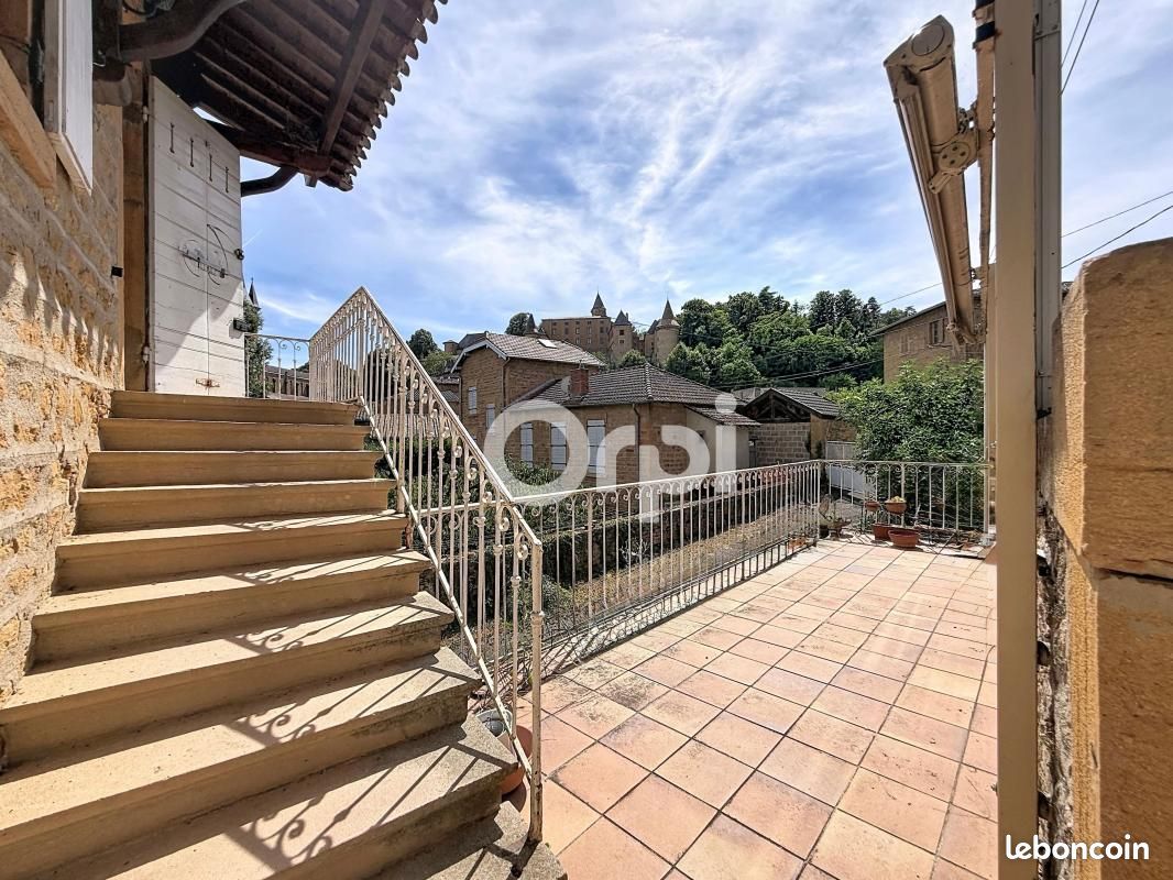 Maison 4 pièces 128 m² · à Porte des Pierres Dorées · 128 m² · 390 000 €