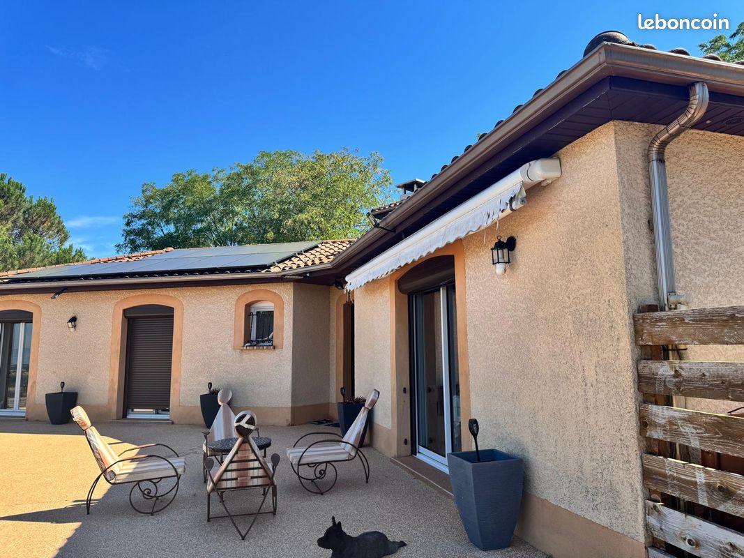 Maison 6 pièces 172 m² · à Thizy-les-Bourgs · 172 m² · 365 000 €