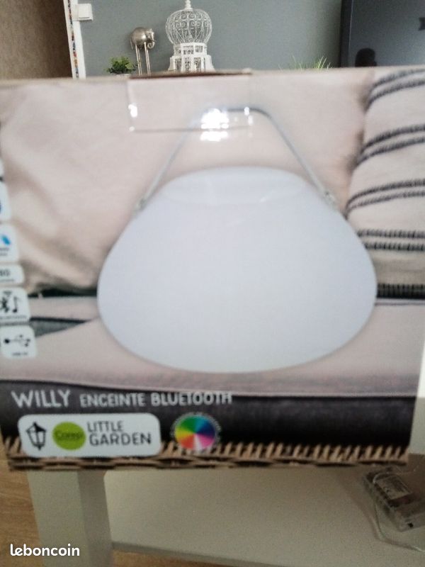 Grande enceinte bluetooth + Lampe nomade NEUVE (image 5)