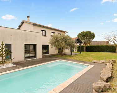 Maison 840 000 € - 161 m²
