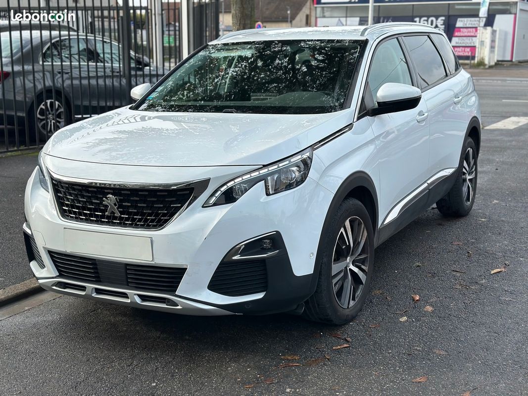 Peugeot 5008 130 S&S EAT8 ALLURE BUSINESS 1B - Voitures