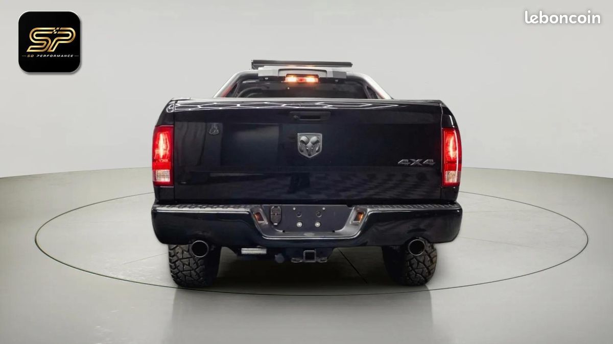 Dodge RAM 5.7 V8 HEMI 4x4 * Pack Offroad Nuit * LED * AHK * 6 Places (image 5)
