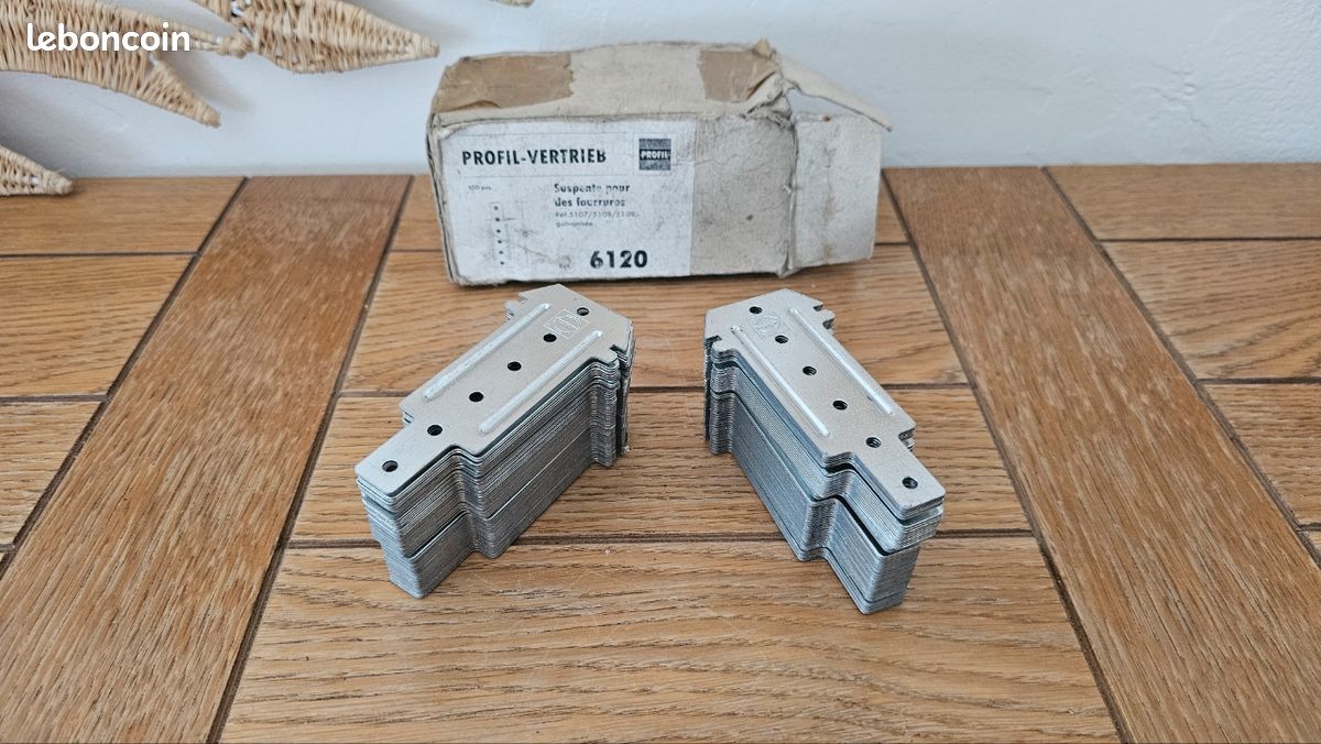 Boite de 100 Suspentes Courtes pour fourrure type F47 ( 43,5 mm × 93mm ) Équivalent P9 P 9 Neuf placo (image 1)