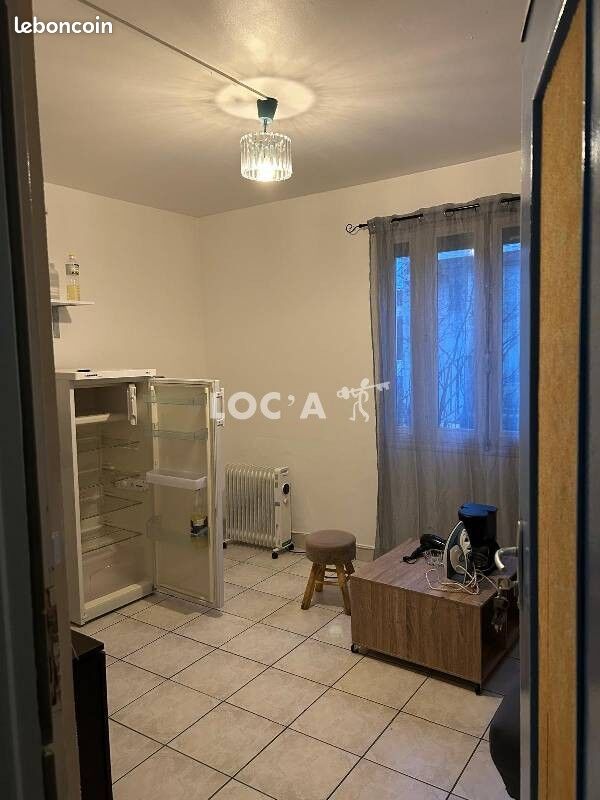 Appartement 1 pièce 12 m² · à Dijon · 12 m² · 350 €/mois