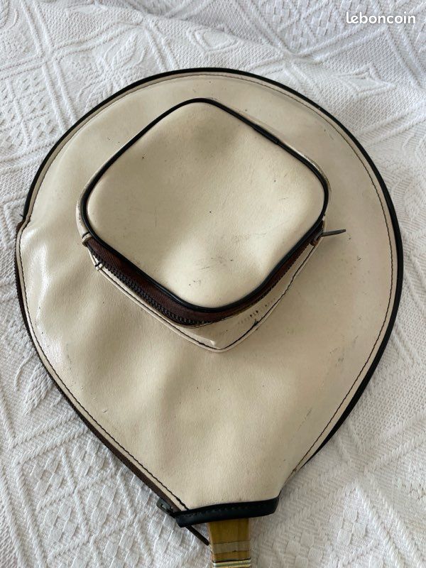 Raquette De Tennis Vintage GAUTHIER OVERCOME En Bois - Années 50 - Avec Housse Et Presse