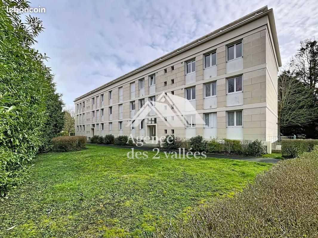 Appartement 3 pièces 69 m² · à Compiègne · 69 m² · 140 000 €