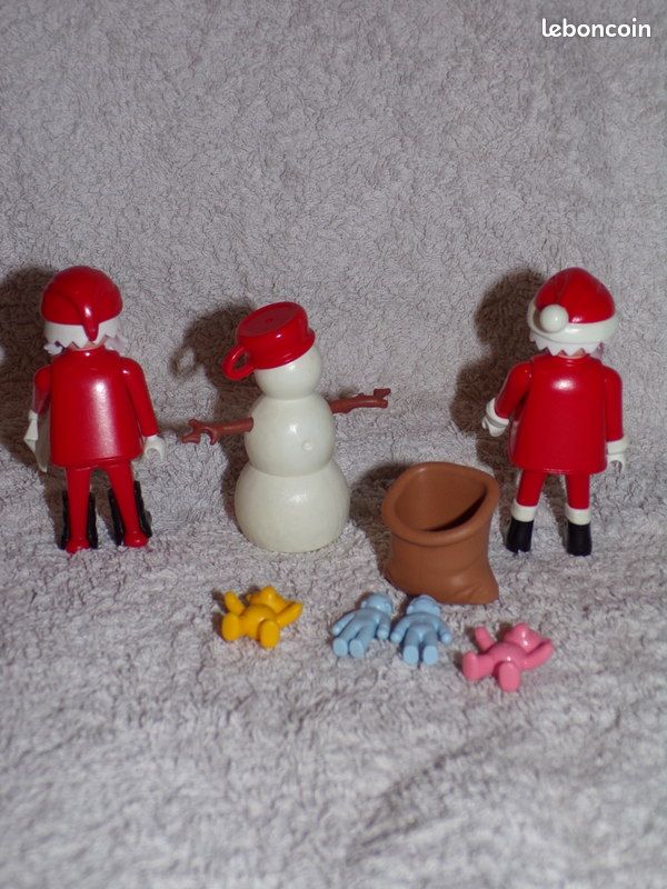 Pére noël et bonhomme de neige playmobil hote cadeau poupée et ours (image 2)