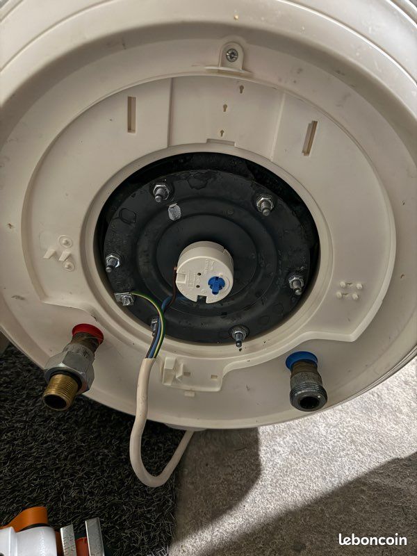 Ballon d’eau chaude thermor 150l avec support classe énergétique C (image 2)