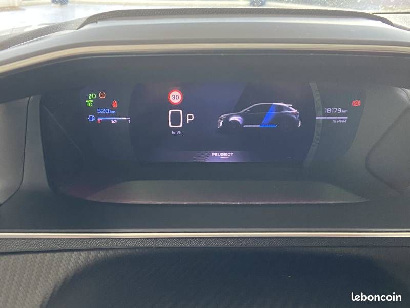 Peugeot 208 Hybrid 136 e-DCS6 GT (image 18)