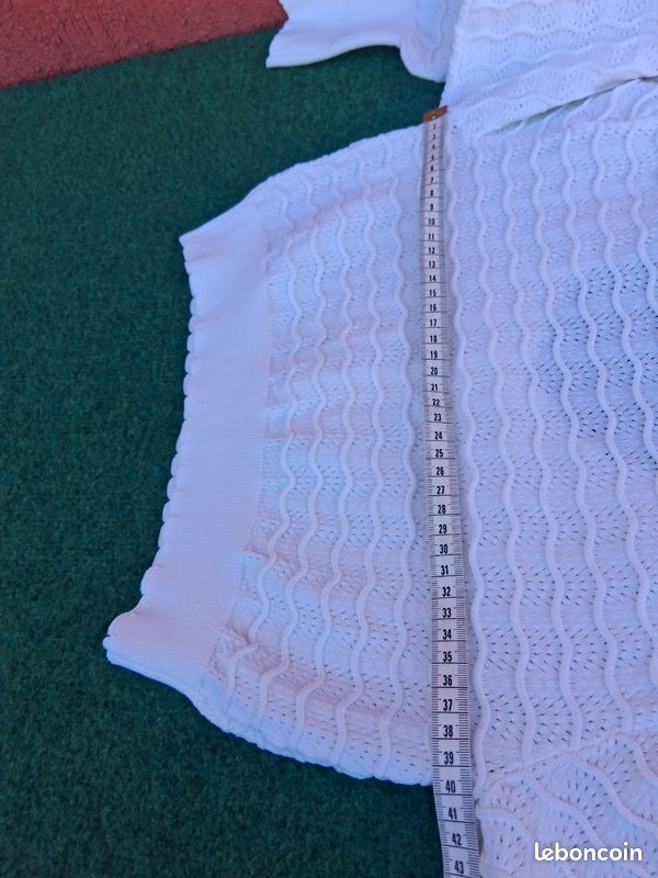Boléro Zara Femme S - Cardigan court blanc ajouré vagues - Crop gilet boutonné - 39cm (image 7)
