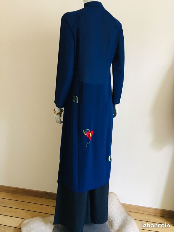 T 38 Magnifique et elegante cheongsam et qipao robe longue brodée asiatique avec pantalon neuve (image 12)