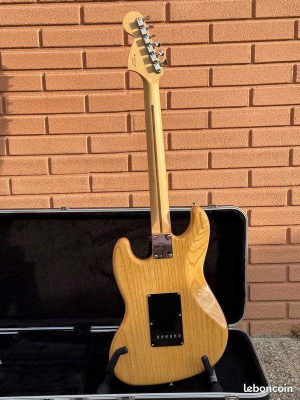 Fender Alternate Reality Sixty Six (image 6)