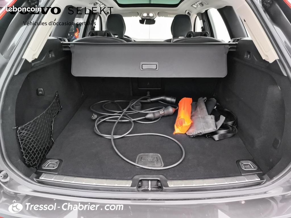 Volvo XC60 T6 Recharge AWD 253 ch + 145 Geartronic 8 Plus Style Dark (image 8)