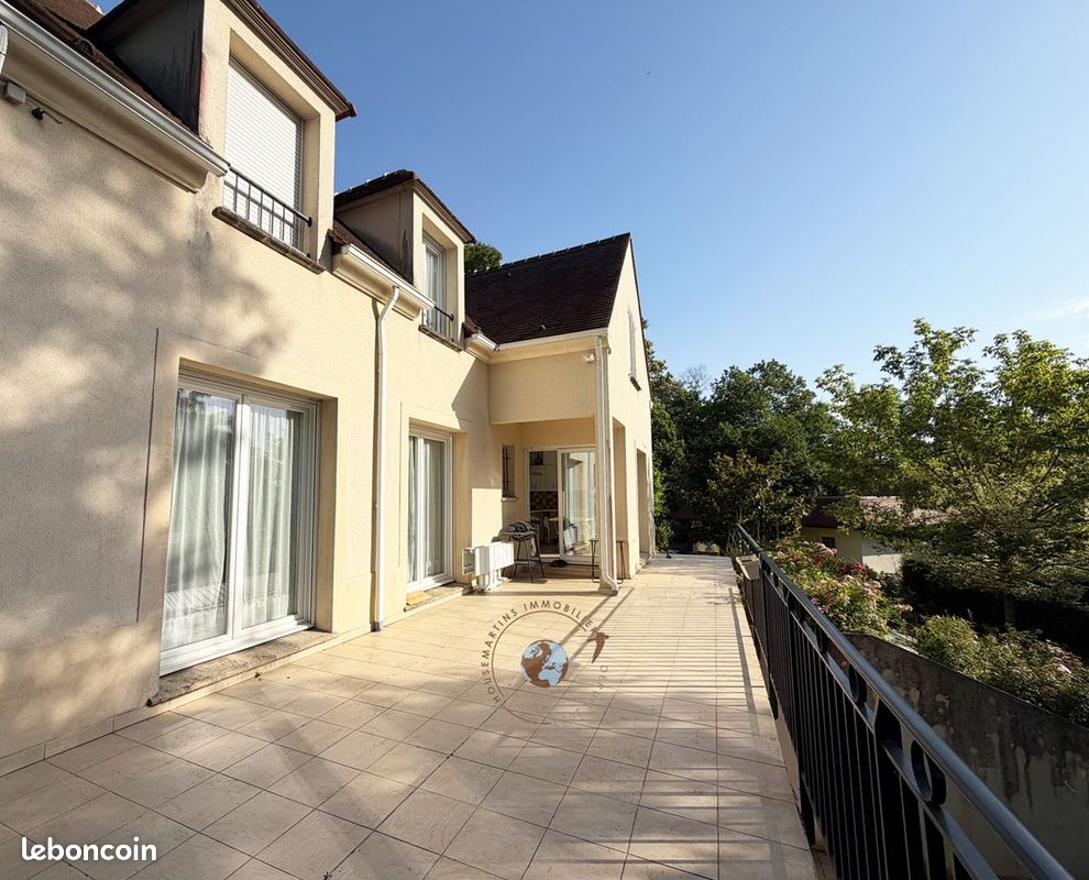 Maison 8 pièces 175 m² · à Bièvres · 175 m² · 1 290 000 €