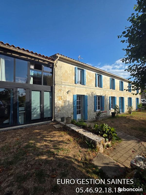 Maison 6 pièces 219 m² · à Port-d'Envaux · 219 m² · 298 200 €