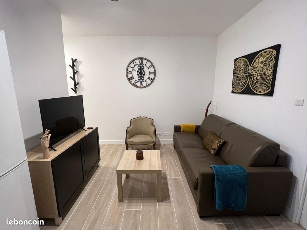 Appartement 5 pièces 90 m² · à Aubervilliers · 90 m² · 270 000 €