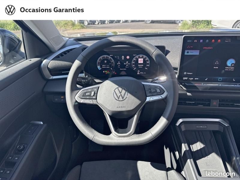 Volkswagen T-Roc 1.5 eTSI 150ch Style DSG7 (image 38)
