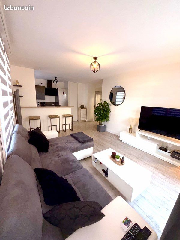 Appartement 3 pièces 57 m² · à Corbeil-Essonnes · 57,4 m² · 180 000 €