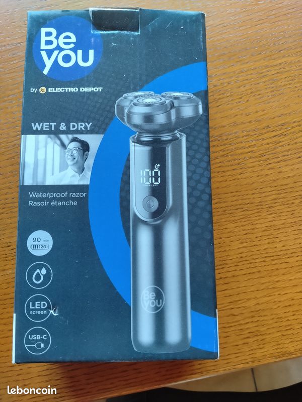A vendre rasoir homme (image 1)