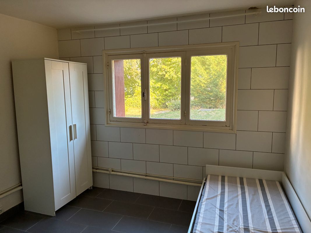 Appartement 1 pièce 13 m² · à Saint-Cloud · 13 m² · 590 €/mois