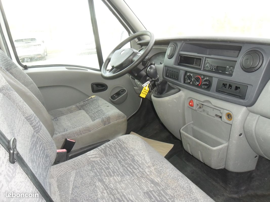Renault master plateau 2.5 dci 120cv (image 4)