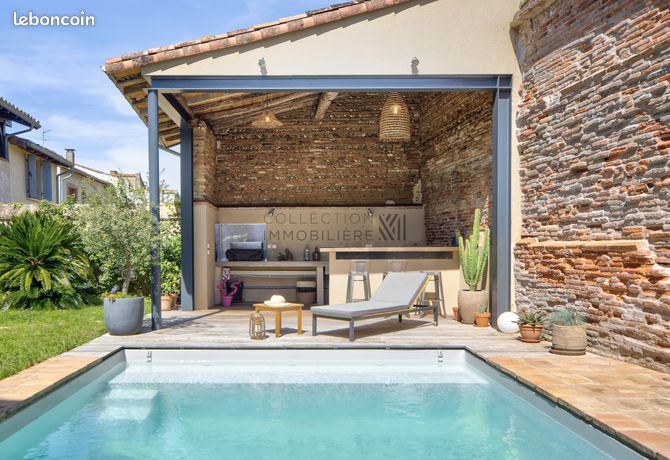 Maison de ville 9 pièces 242 m²